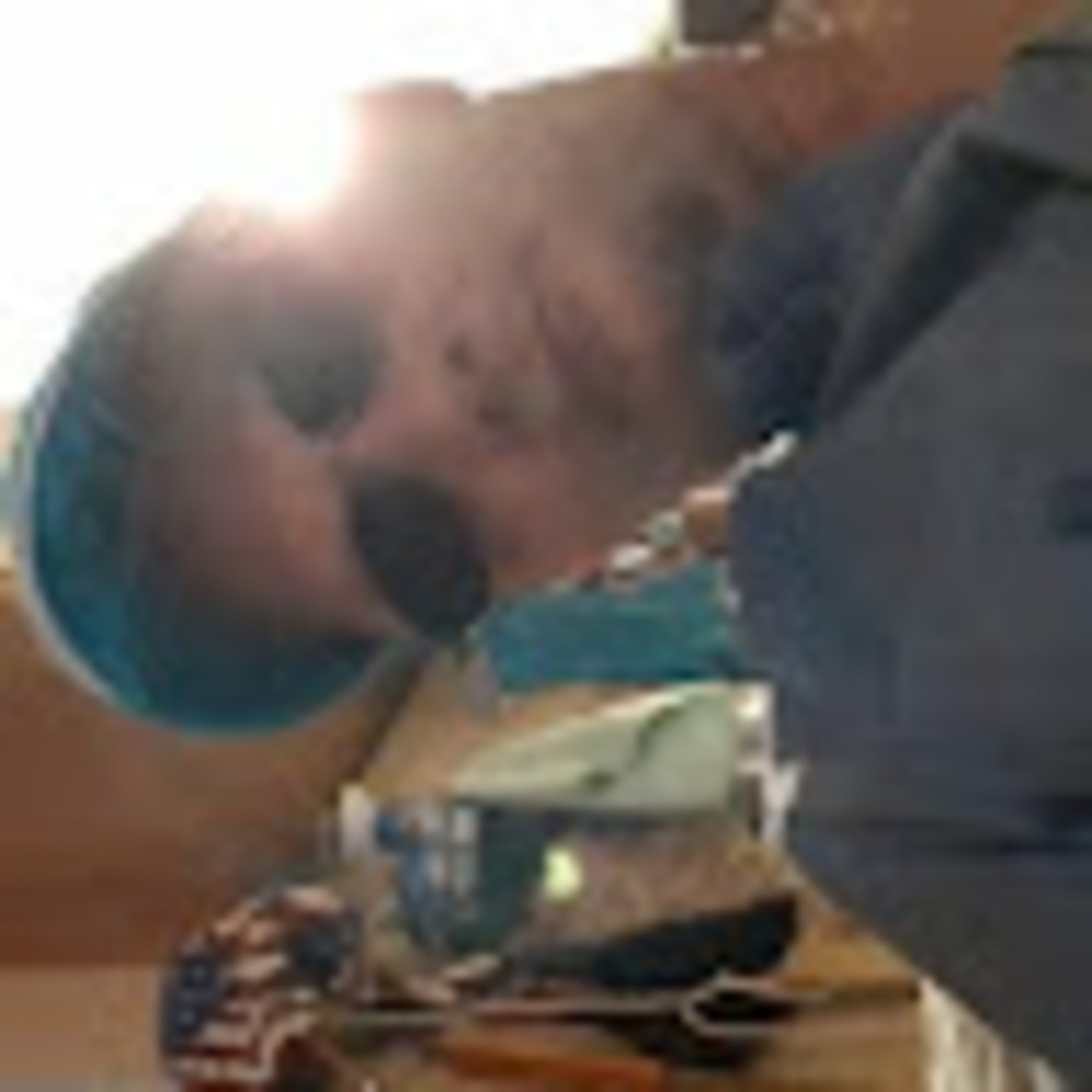 Meet your Posher, Robert e